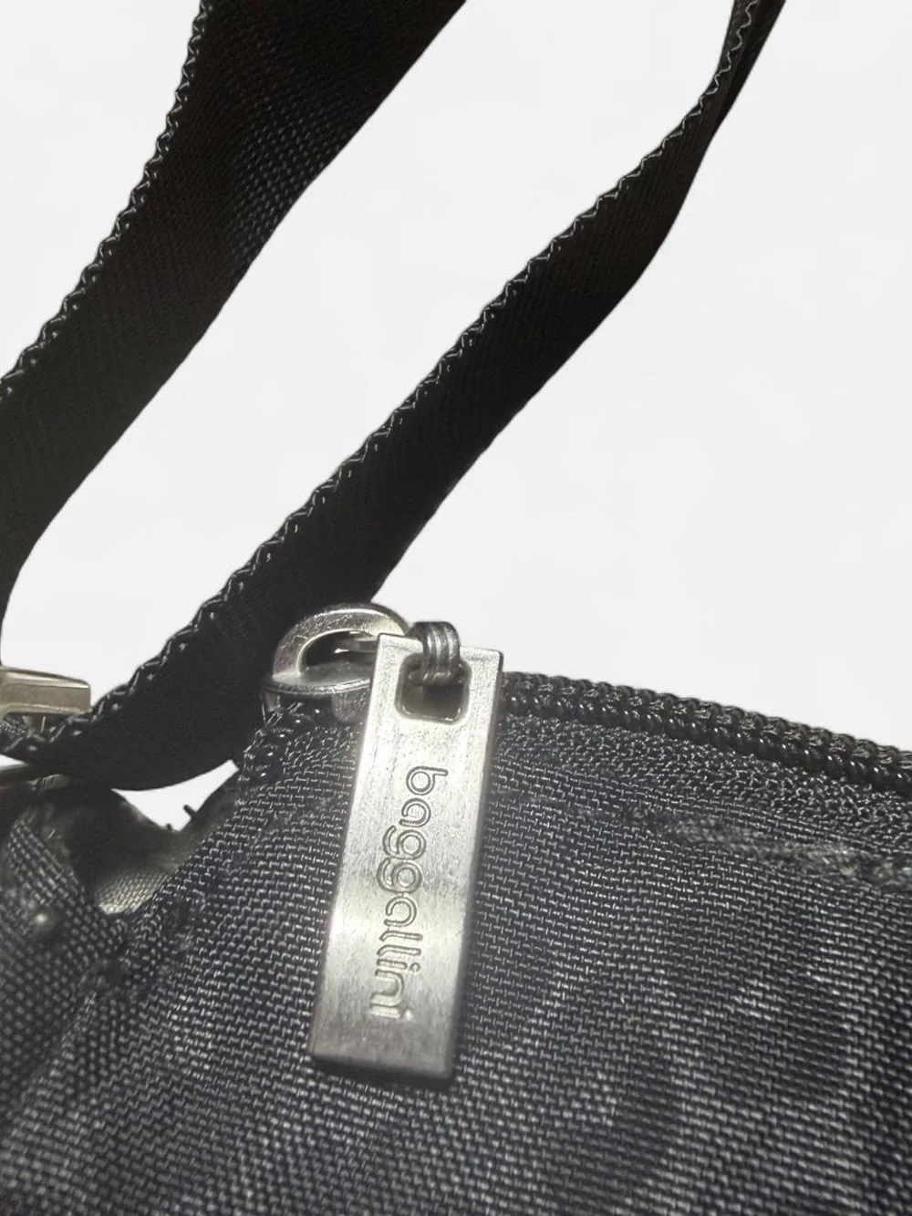 Baggallini black leopard print crossbody bag